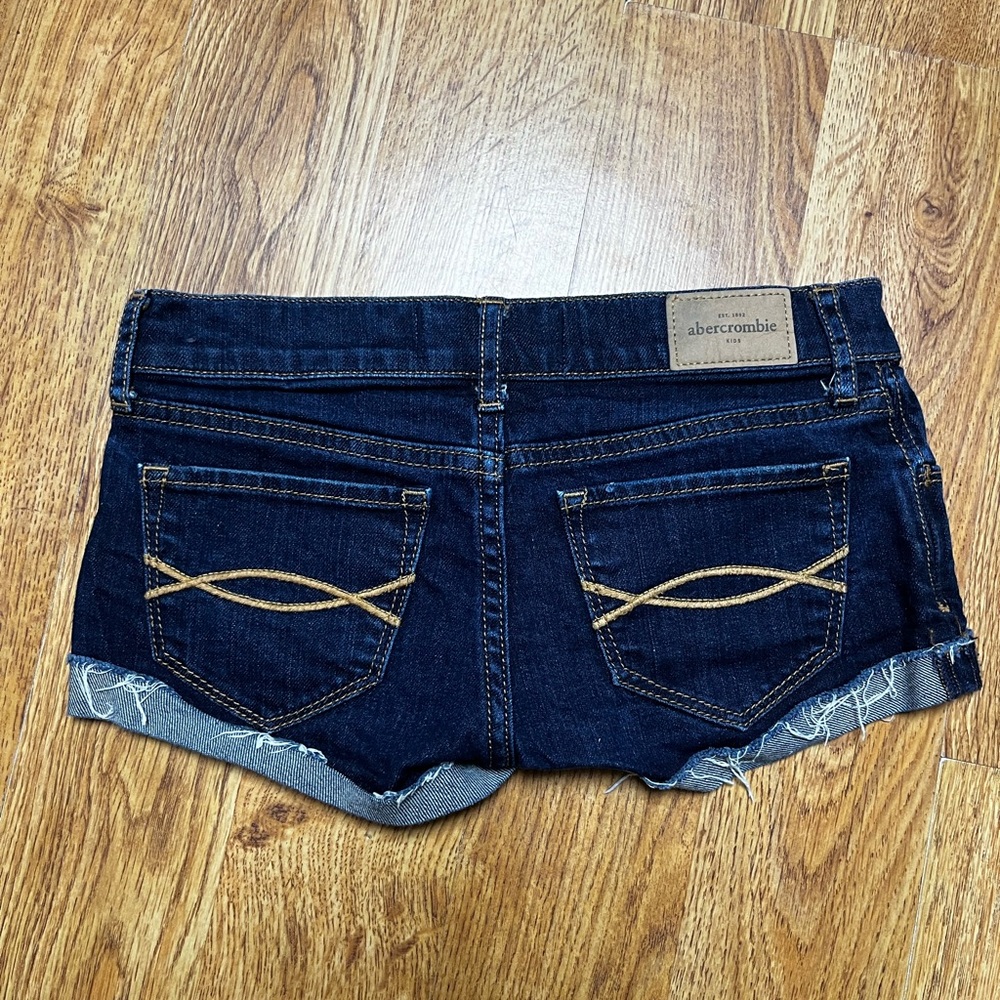 Abercrombie Shorts - Picture 2 of 5